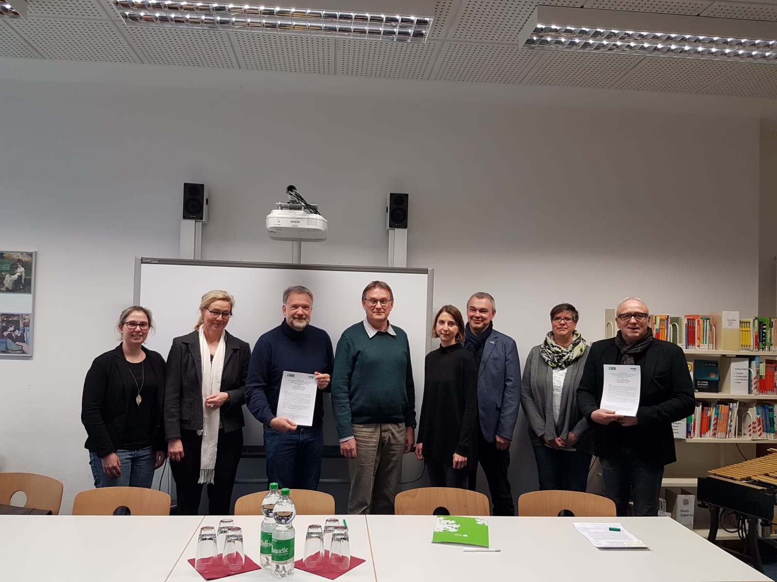 Kooperation zwischen der Bergischen Universit&auml;t und der Gesamtschule Langerfeld