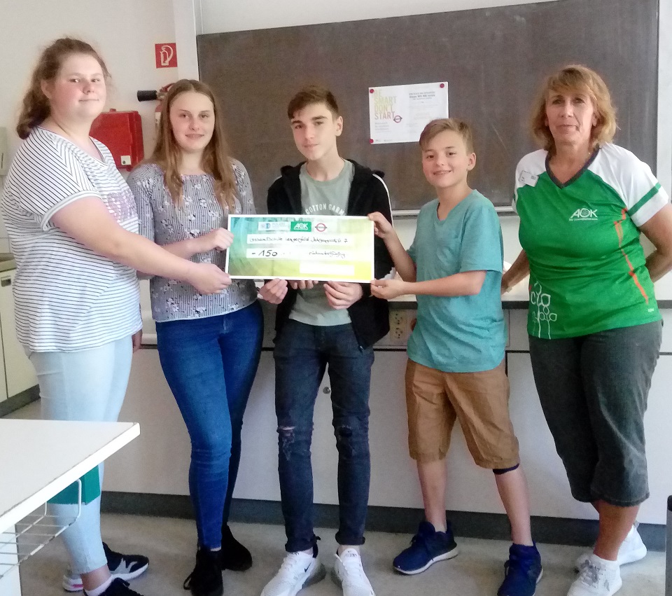 GEL-Team gewinnt Preis beim Anti-Raucher-Wettbewerb &bdquo;Be smart, don&rsquo;t start&ldquo; 