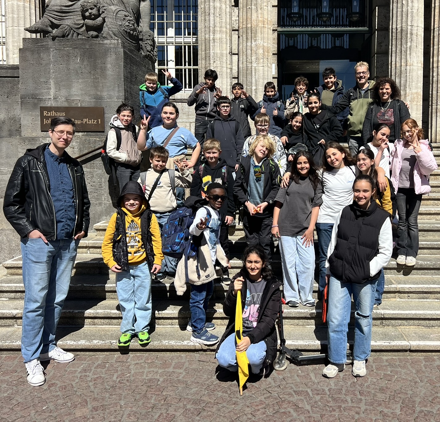 Besuch der Klasse 5E bei Thalia Mayersche zum Welttag des Buches