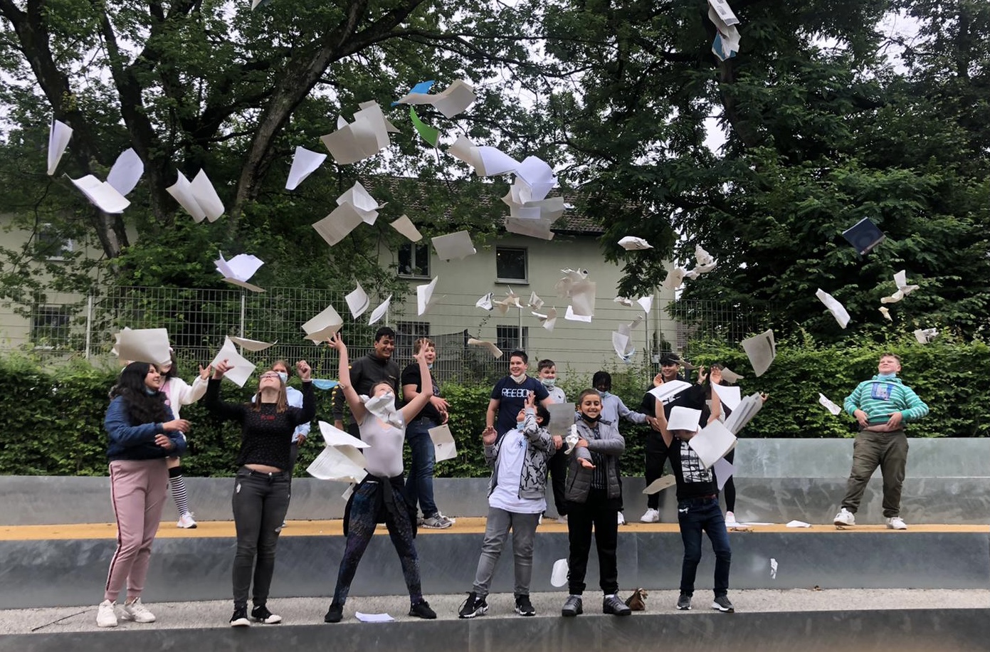 FINALLY &ndash; SCHOOLS OUT 4 SUMMER!